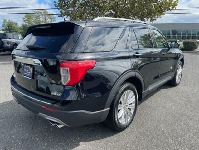 2022 ford explorer king ranch