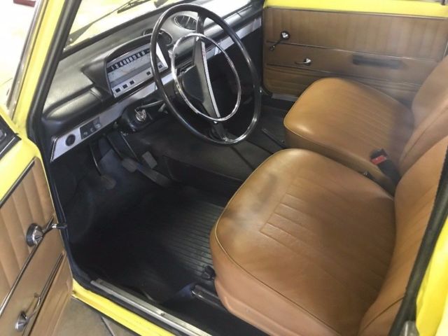 1977 vaz 2102 lada , soviet car , antique , ussr, zhiguli, yellow beast