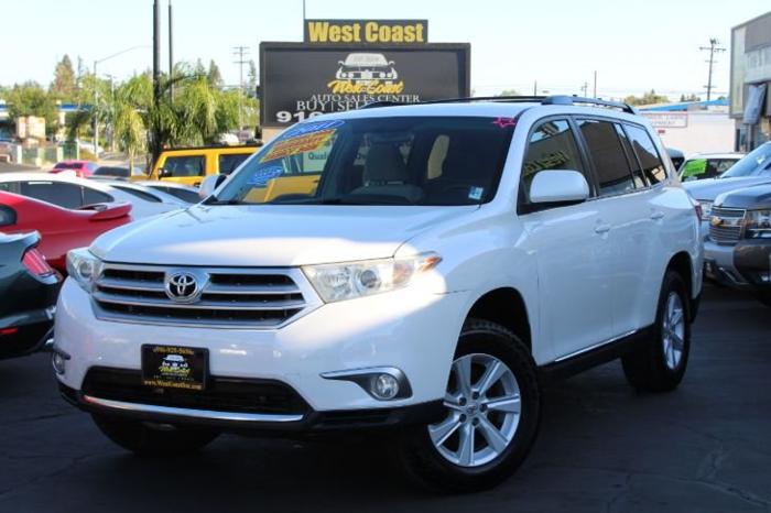 used 2011 toyota highlander 4wd sacramento, ca 95825 for sale in sacramento, california