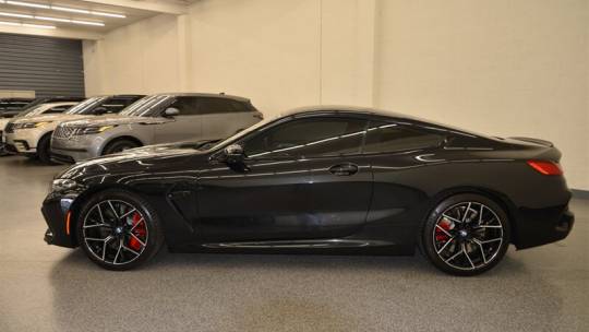 2023 BMW M8
