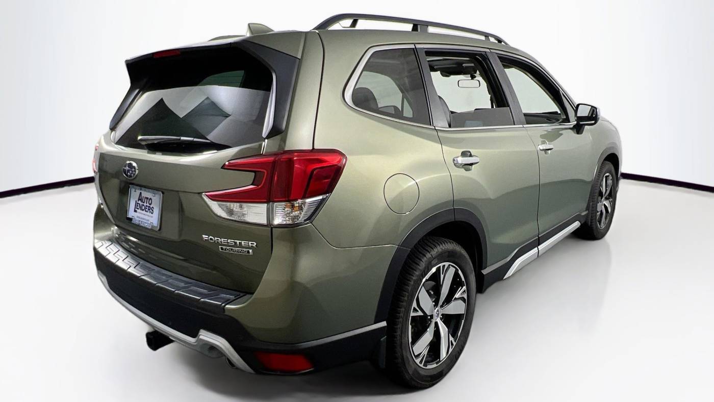2019 subaru forester touring