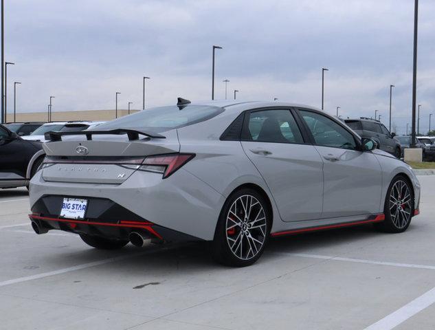 2023 hyundai elantra se