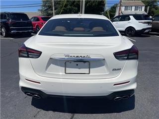 2022 Maserati Ghibli modena q4