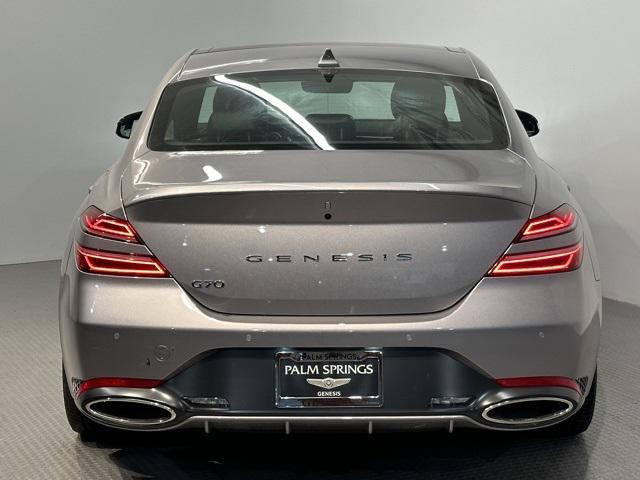 2024 genesis g70 2.5t rwd