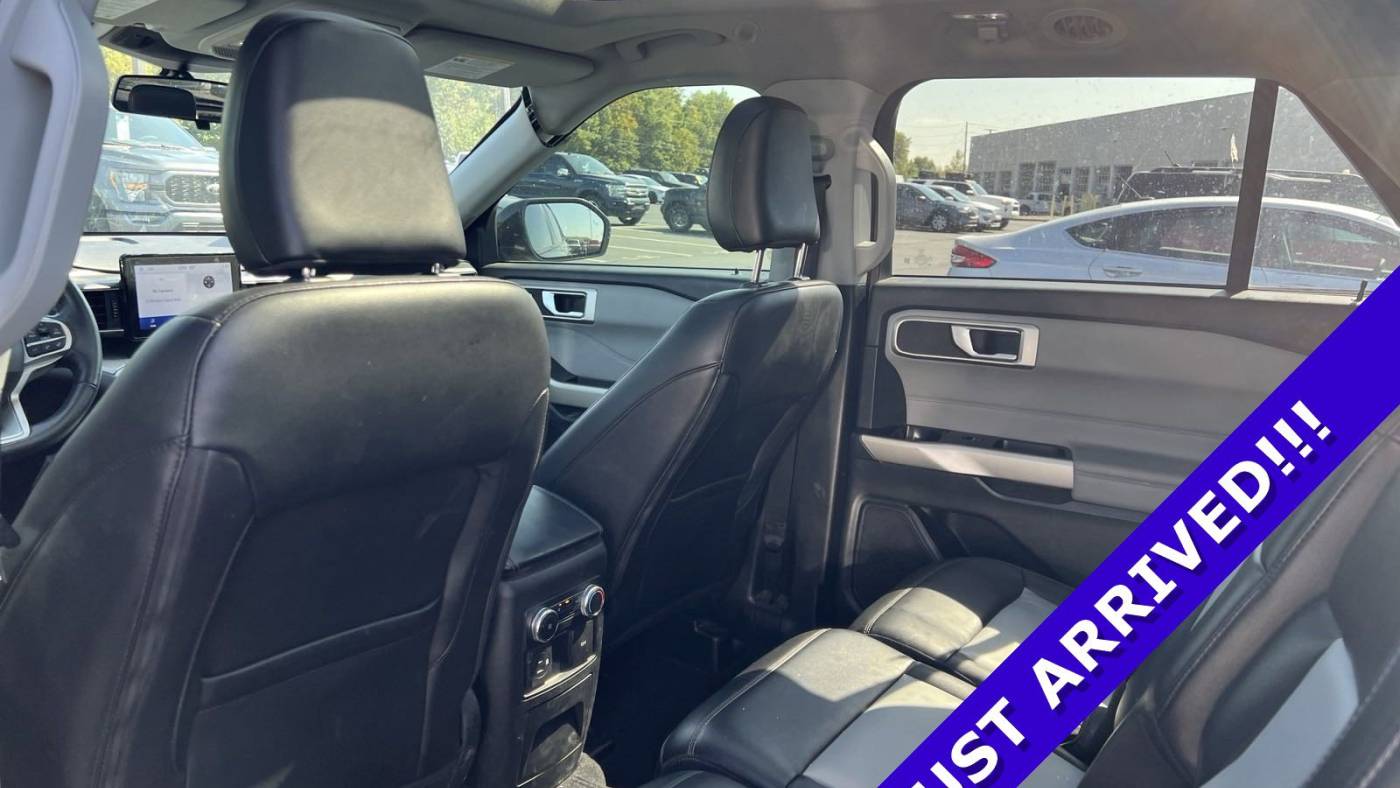 2022 ford explorer xlt