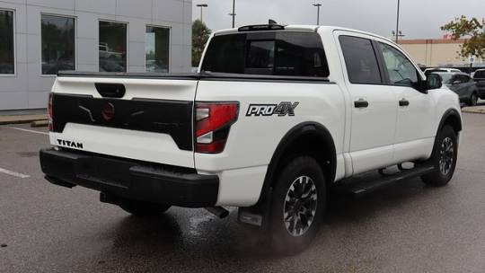 2023 nissan titan pro-4x