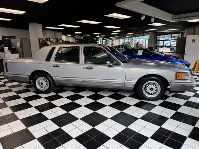 1991 lincoln town car cartier