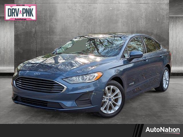 2019 ford fusion hybrid se
