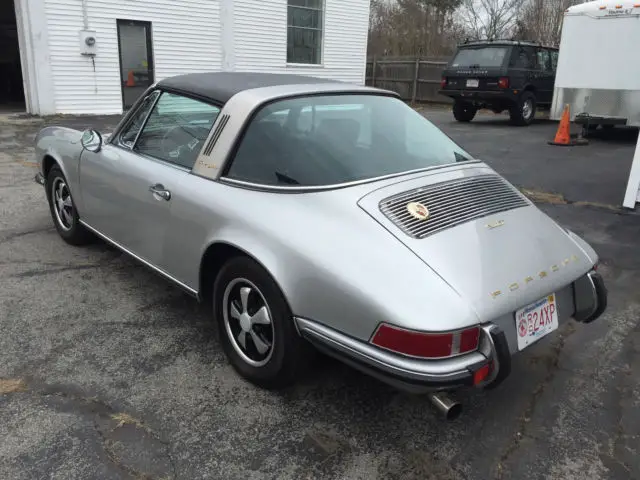 1971 porsche 911t targa - 5 speed manual