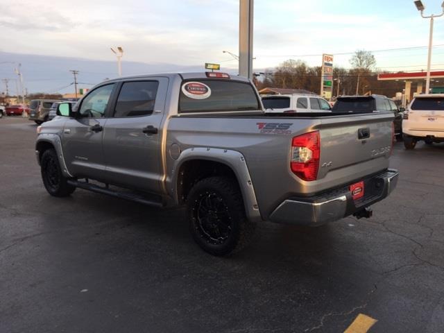 2016 toyota tundra sr5 4x4 sr5 4dr crewmax cab pickup sb (5.7l v8 ffv for sale in wynne, arkansas