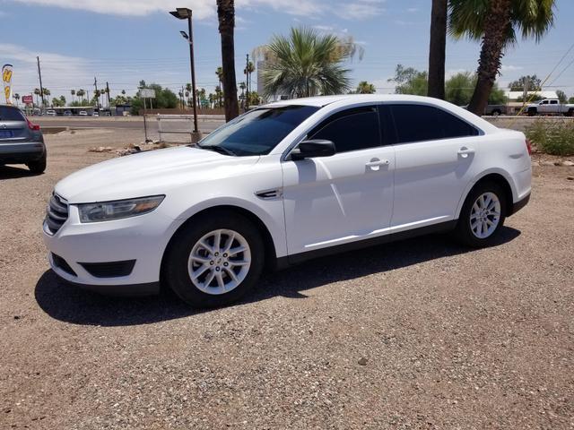 2014 ford taurus se