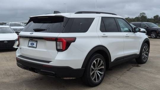 2025 Ford Explorer