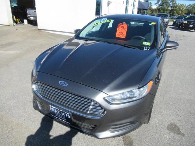 2015 ford fusion se