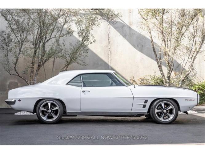 1969 pontiac firebird in beverly hills, california