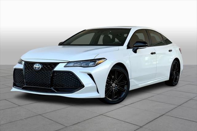 2022 toyota avalon hybrid xse