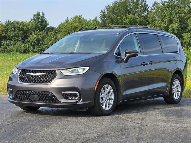 2022 chrysler pacifica touring l
