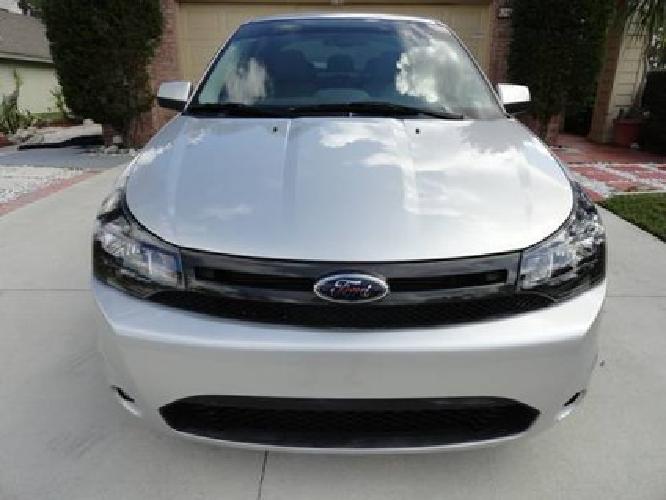 2010 ford focus ses 18k mi. mint condition in daytona beach, fl