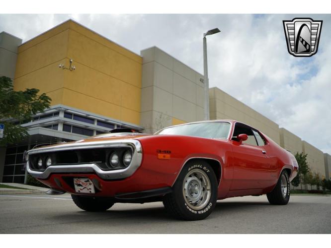 1972 plymouth road runner in o'fallon, illinois