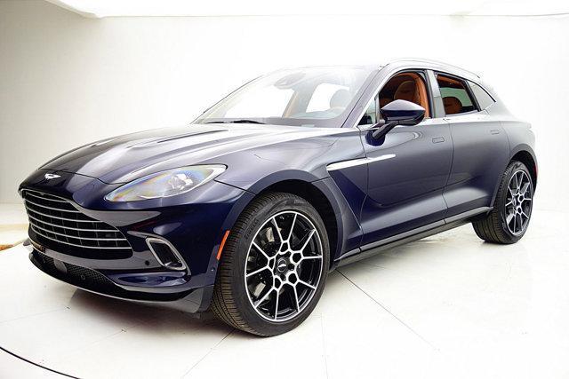 2021 aston martin dbx awd