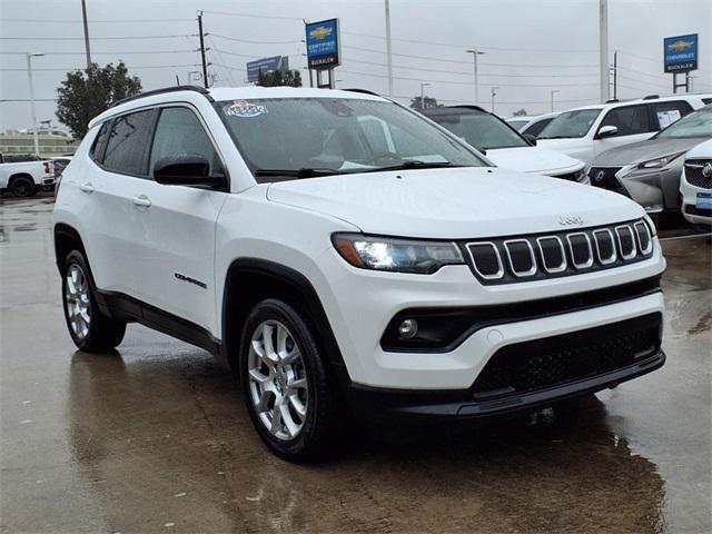 2022 jeep compass latitude lux