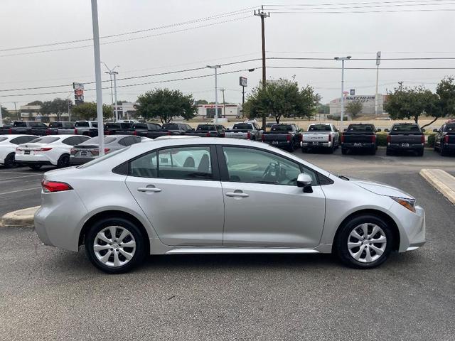 2024 toyota corolla le