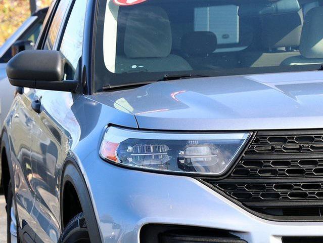 2021 ford explorer base