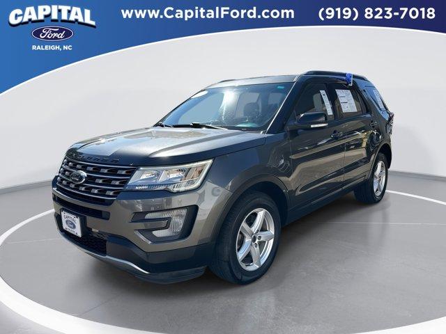 2017 ford explorer xlt