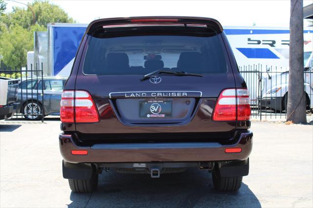 2004 toyota land cruiser base