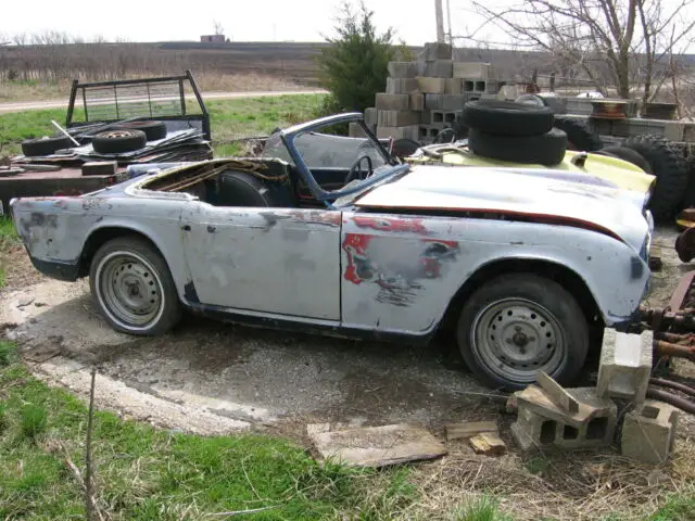 1964 (?) triumph tr4 parts car or ambitious restoration project