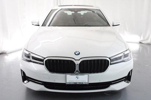 2022 bmw 530