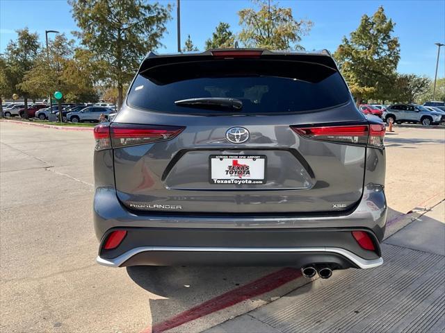 2024 toyota highlander xse
