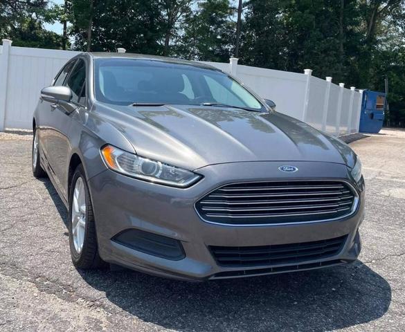 2014 ford fusion se