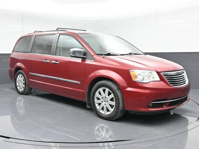 2012 chrysler town & country touring-l