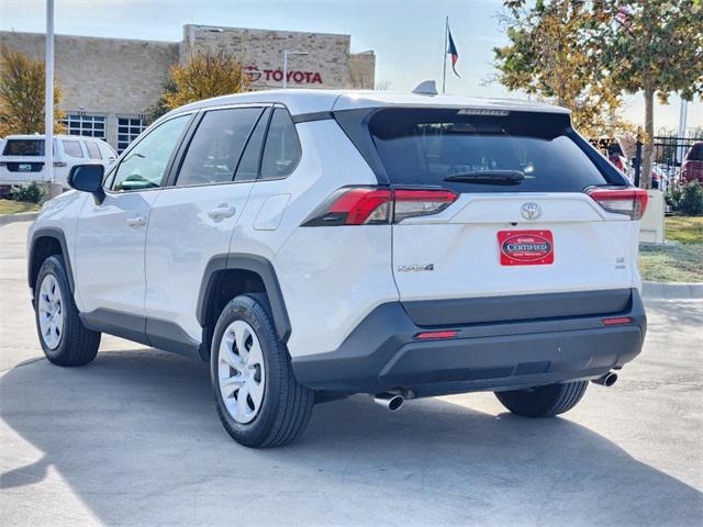 2024 toyota rav4 le