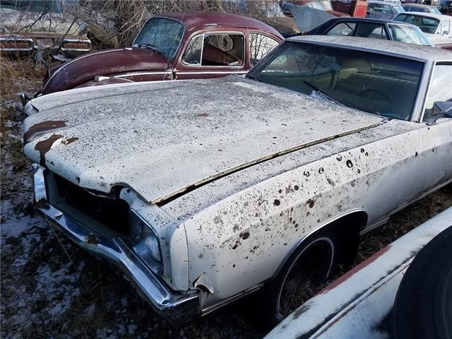 1971 chevrolet monte carlo white