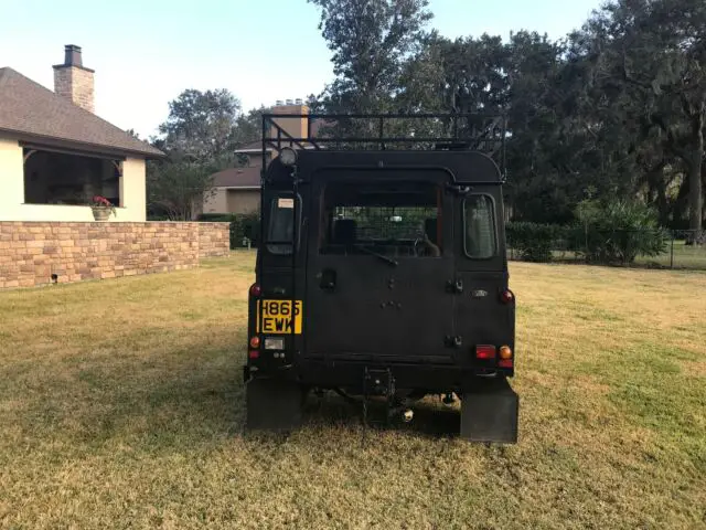 land rover defender county station wagon 110 1990