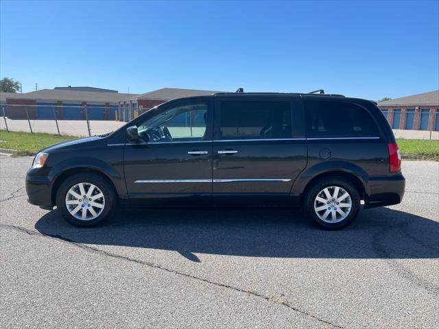 2015 chrysler town & country touring
