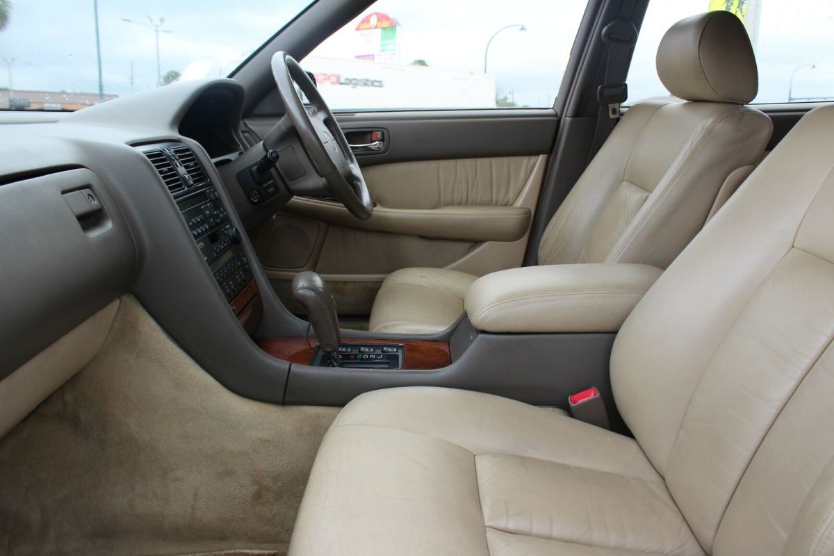 1991 toyota celsior, blue with 70054 miles available now!