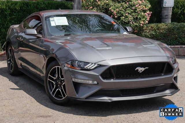 2022 ford mustang gt