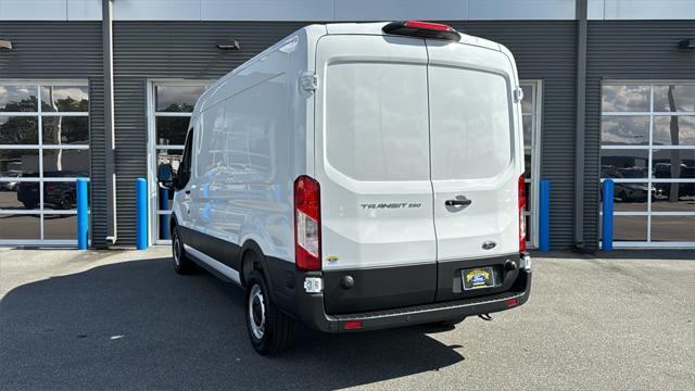 2024 ford transit-250 base