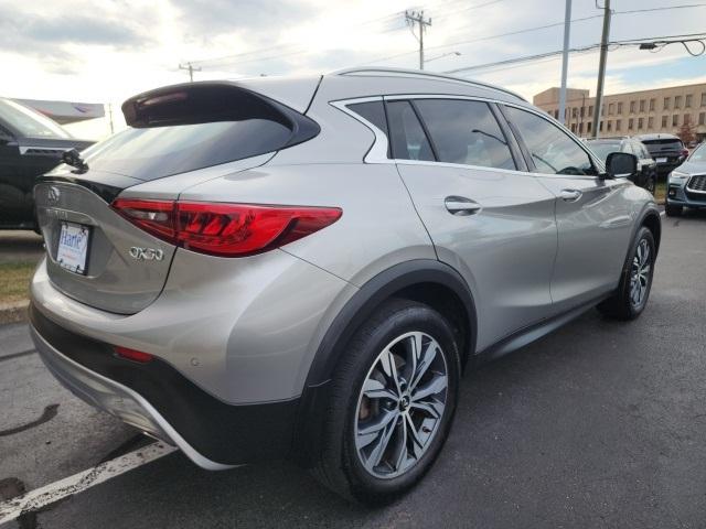 2018 infiniti qx30 essential