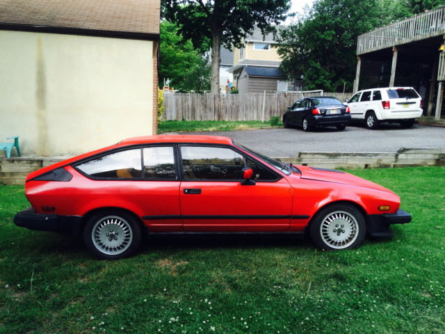 alfa romeo gtv6 1986-buy1 get1 free-runs and drives very good
