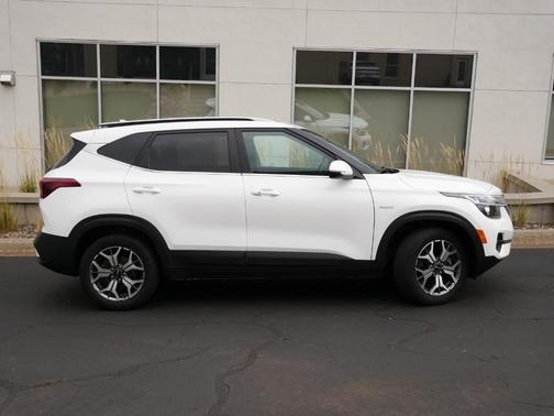 2022 kia seltos in beloit, wisconsin