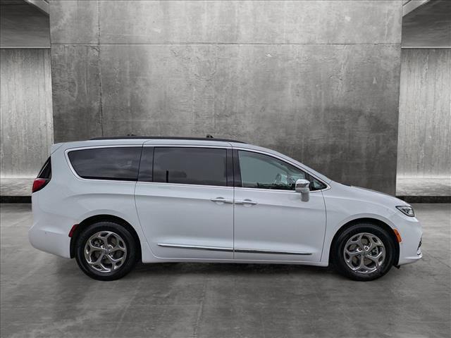 2022 chrysler pacifica limited