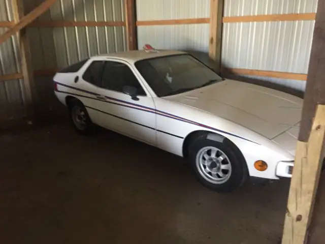 porsche 924 martini rossi