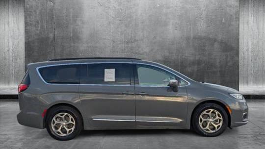 used 2022 chrysler pacifica limited $25,641great deal 62,392 mi. location: denver