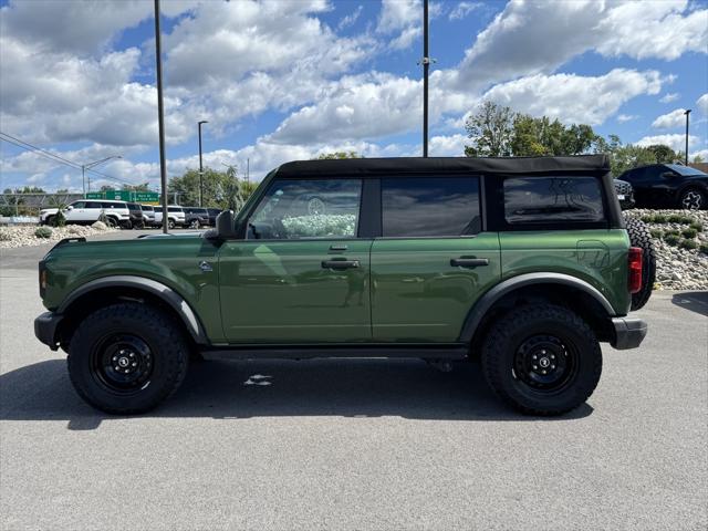 2023 ford bronco black diamond