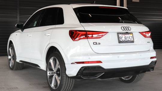 2022 Audi Q3