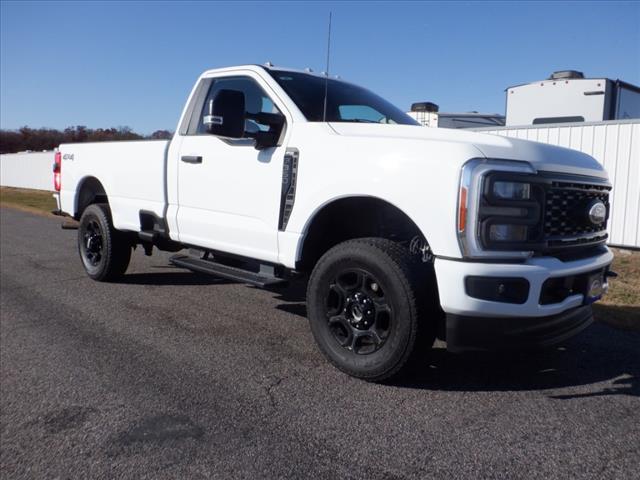 2023 ford f-350 xlt