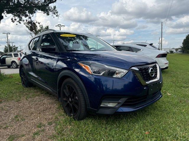 2020 nissan kicks sr